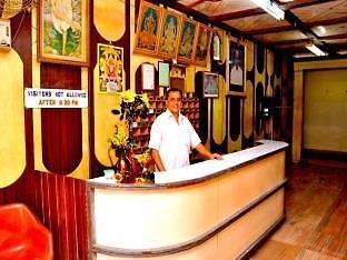 Sri Saibaba Guest House Pondicherry Exterior photo